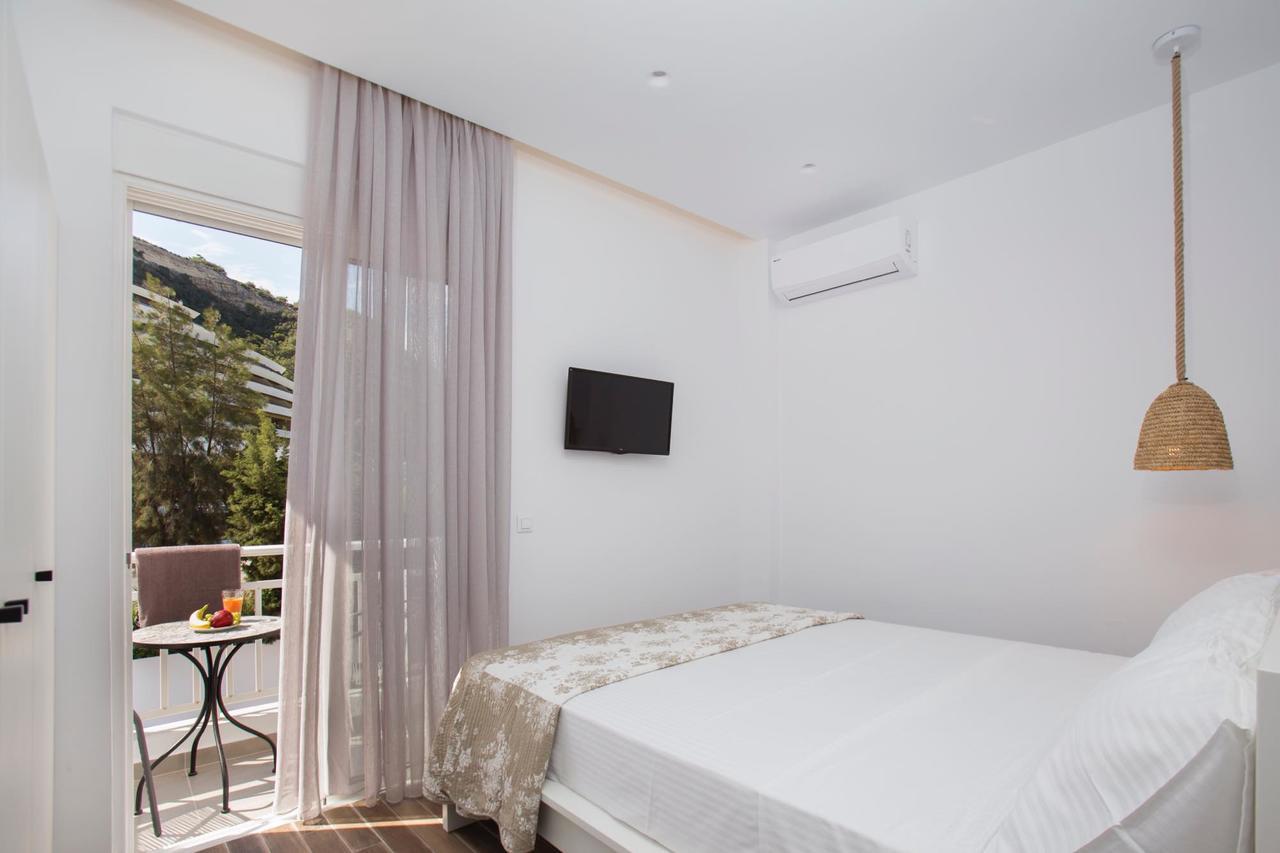 Elenis Philoxenia Apartment Ixia  Exterior photo
